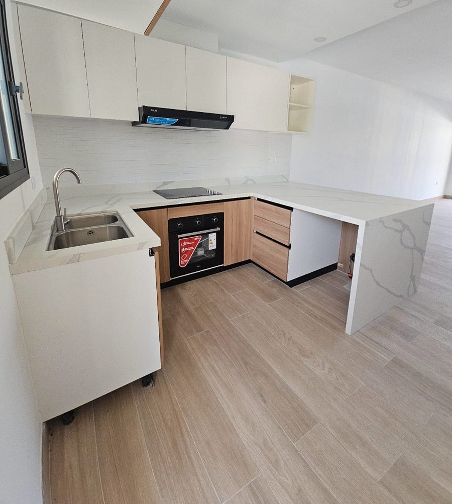 2 BEDROOM CONDO AT SAUSALITO BY THE BEACH