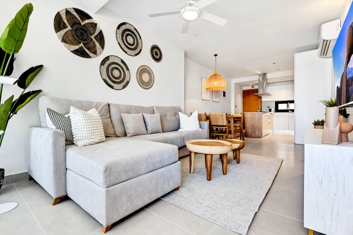 GARDENIA 2 BEDROOM 2 BATHROOM FURNISHED CONDO