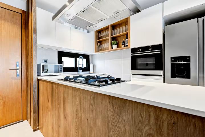 GARDENIA 2 BEDROOM 2 BATHROOM FURNISHED CONDO