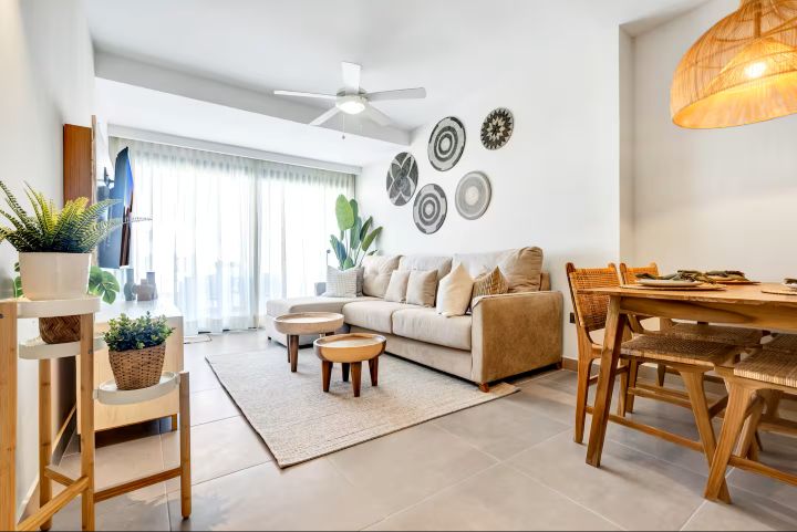 GARDENIA 2 BEDROOM 2 BATHROOM FURNISHED CONDO