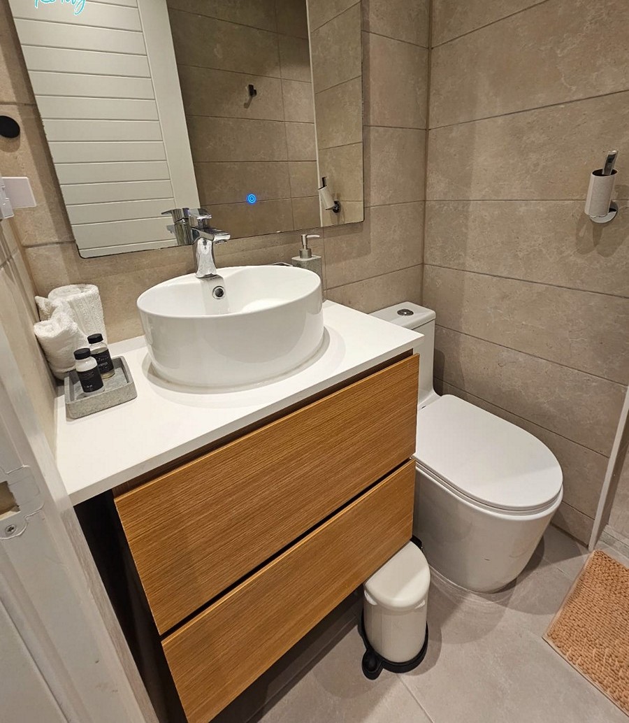 FURNISHED 3 BEDROOM OCEAN VIEW PENTHOUSE