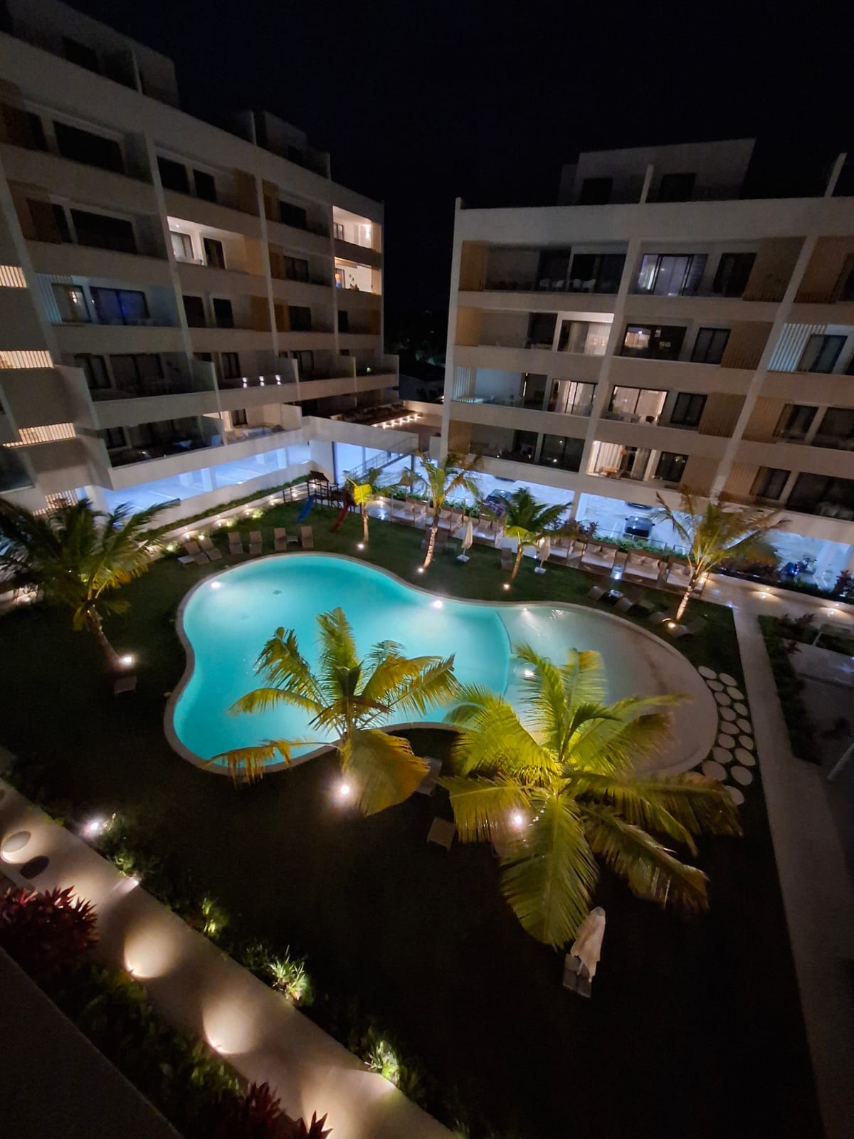 FURNISHED 3 BEDROOM OCEAN VIEW PENTHOUSE